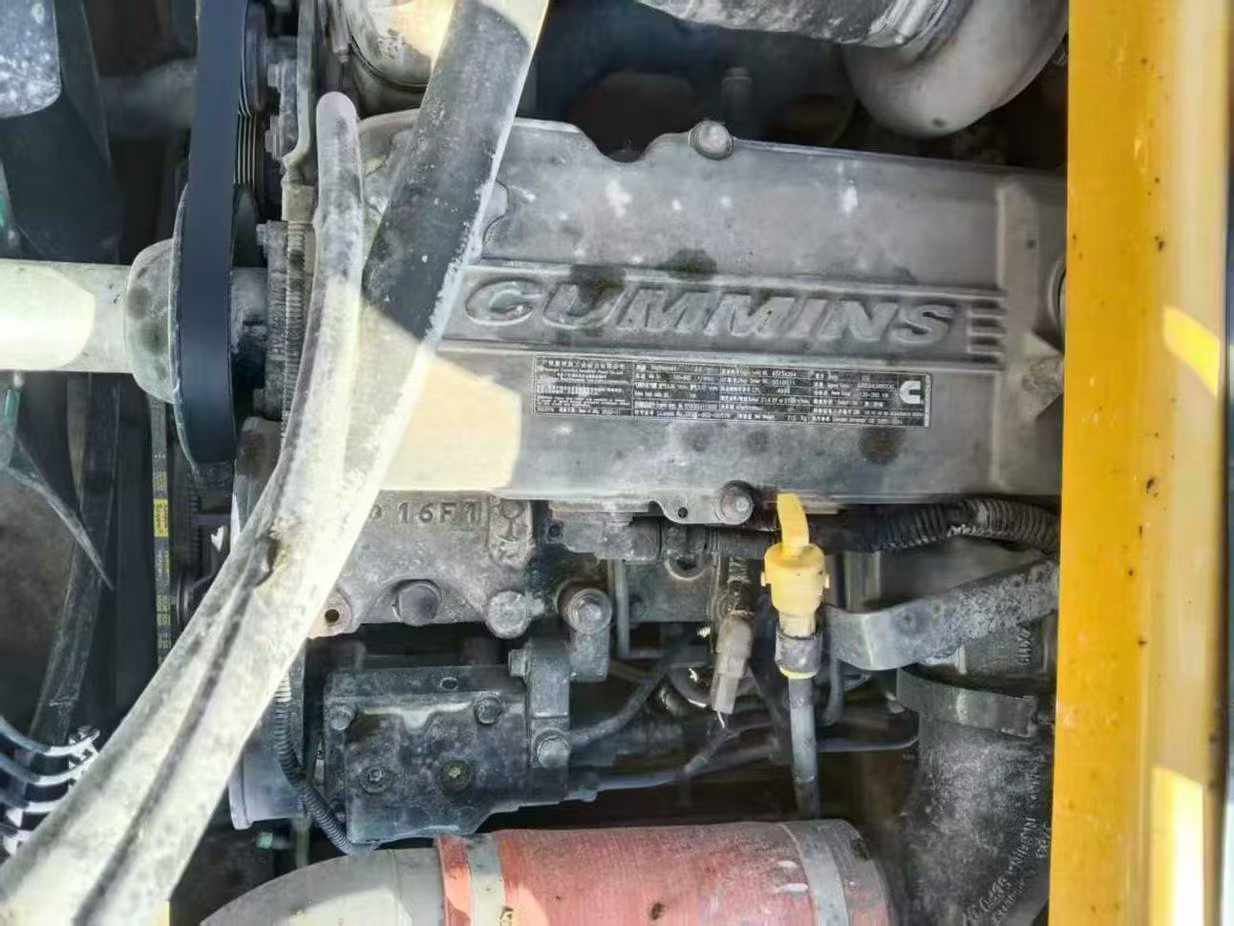 Used XCMG XE80D Excavator 2022 Model / 3