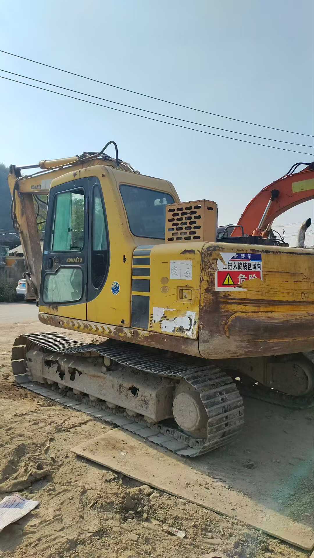 Used Komatsu PC120 Excavator 2016 Model / 3