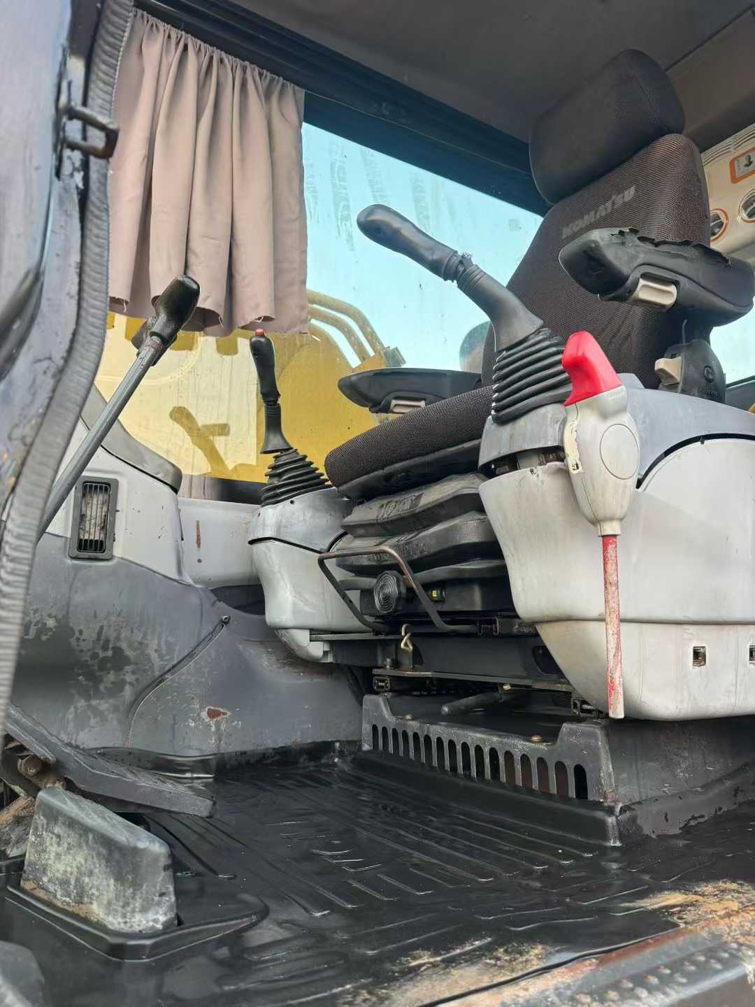 Used Komatsu PC60-7 Excavator 2016 Model / 4