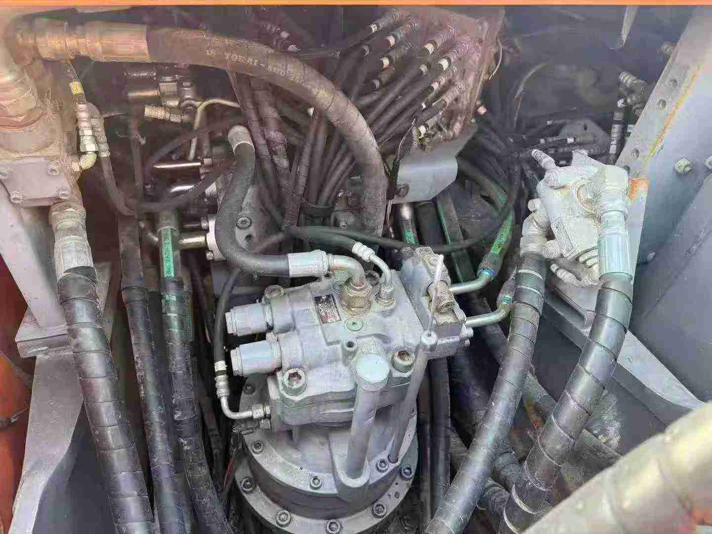 Used Hitachi ZAXIS200 Excavator 2016 Model / 5