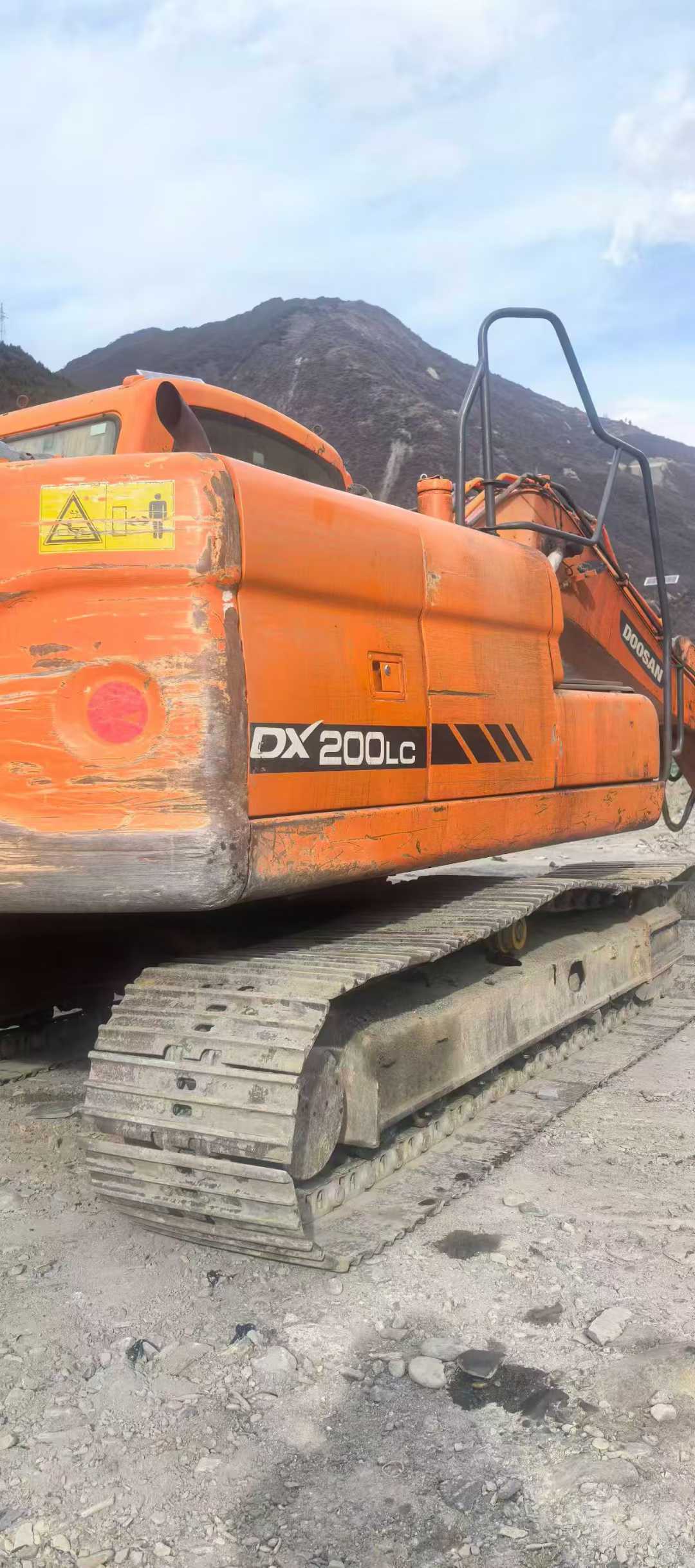 Used Doosan DX15 Excavator 2016 Model / 5
