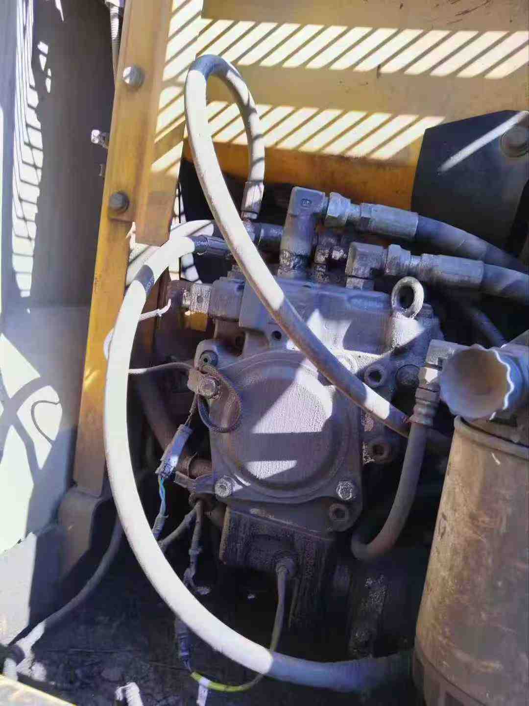 Used Komatsu PC130-8 Excavator 2016 Model / 6