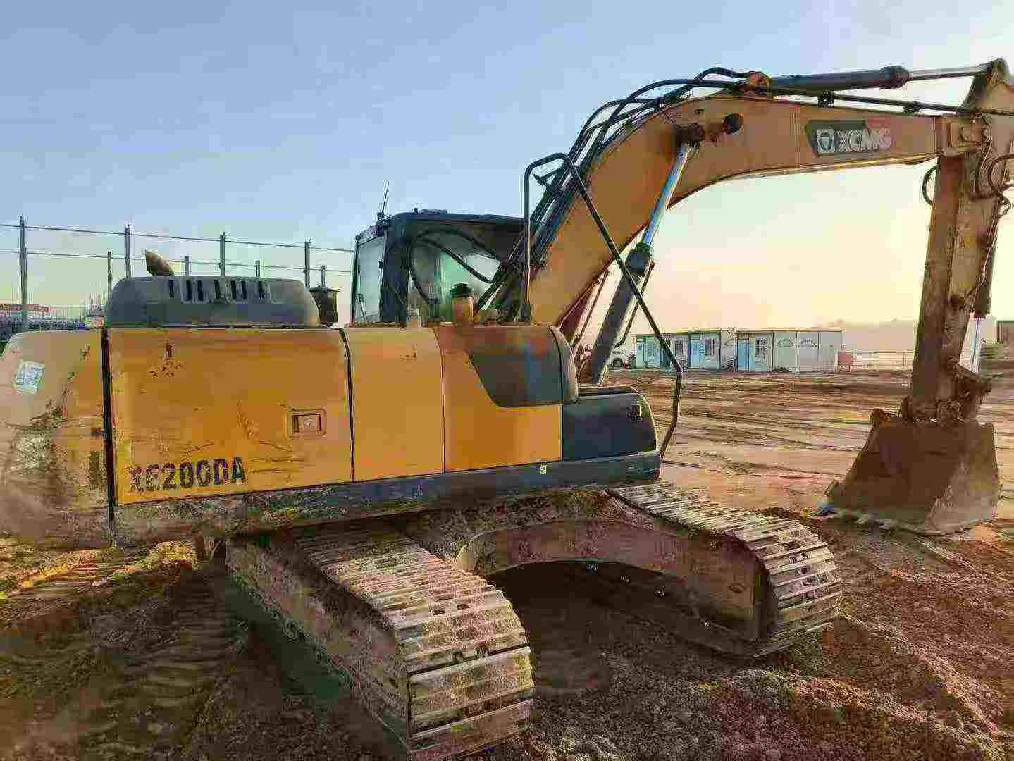 Used XCMG LW200 Excavator 2016 Model / 3