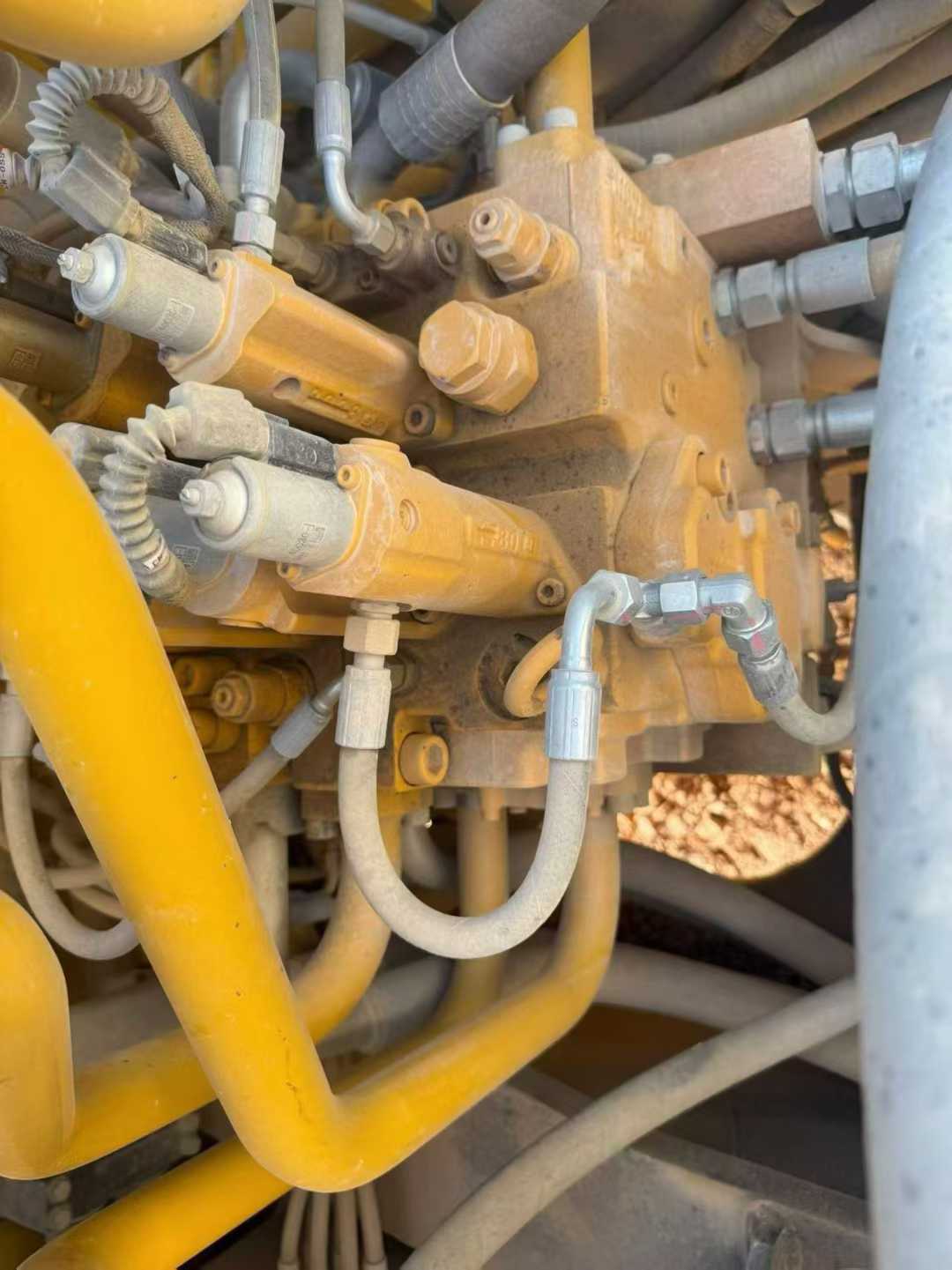 Used Sany SY650H Excavator 2022 Model / 5