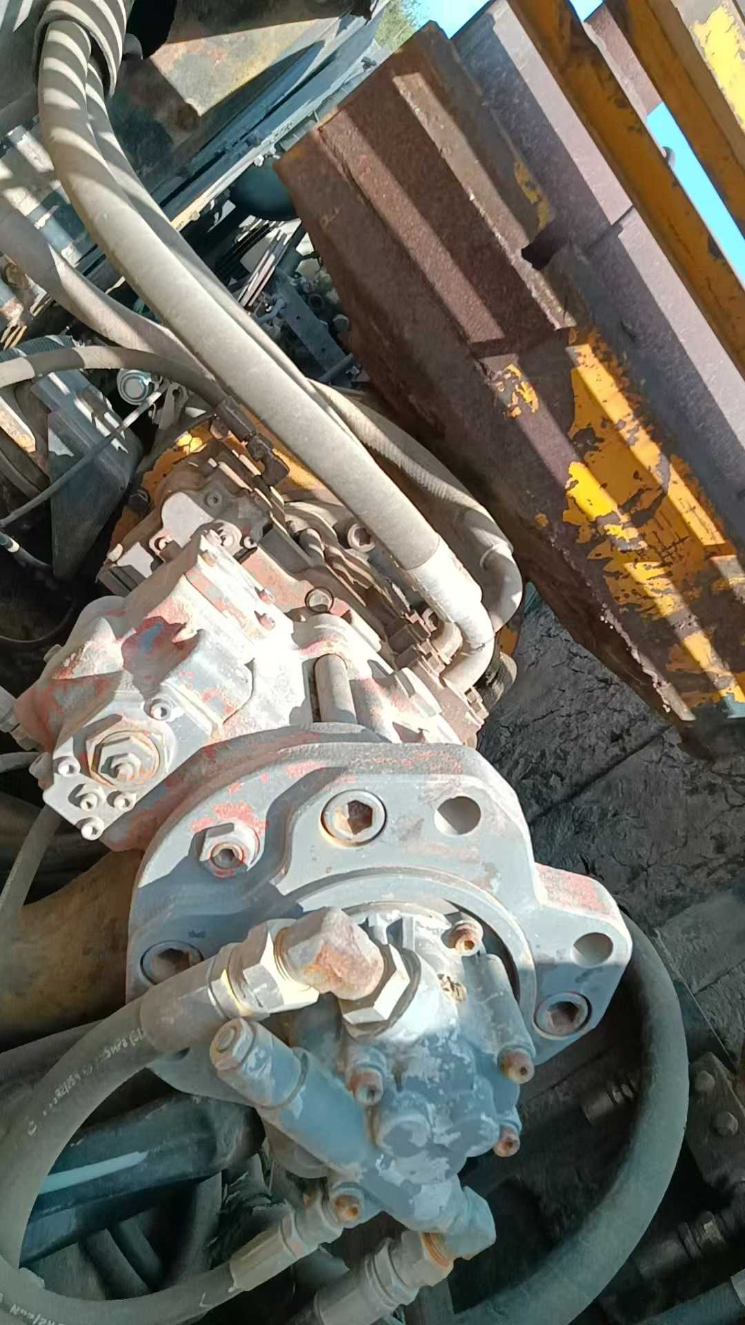 Used Kato HD820 Excavator 2016 Model / 7