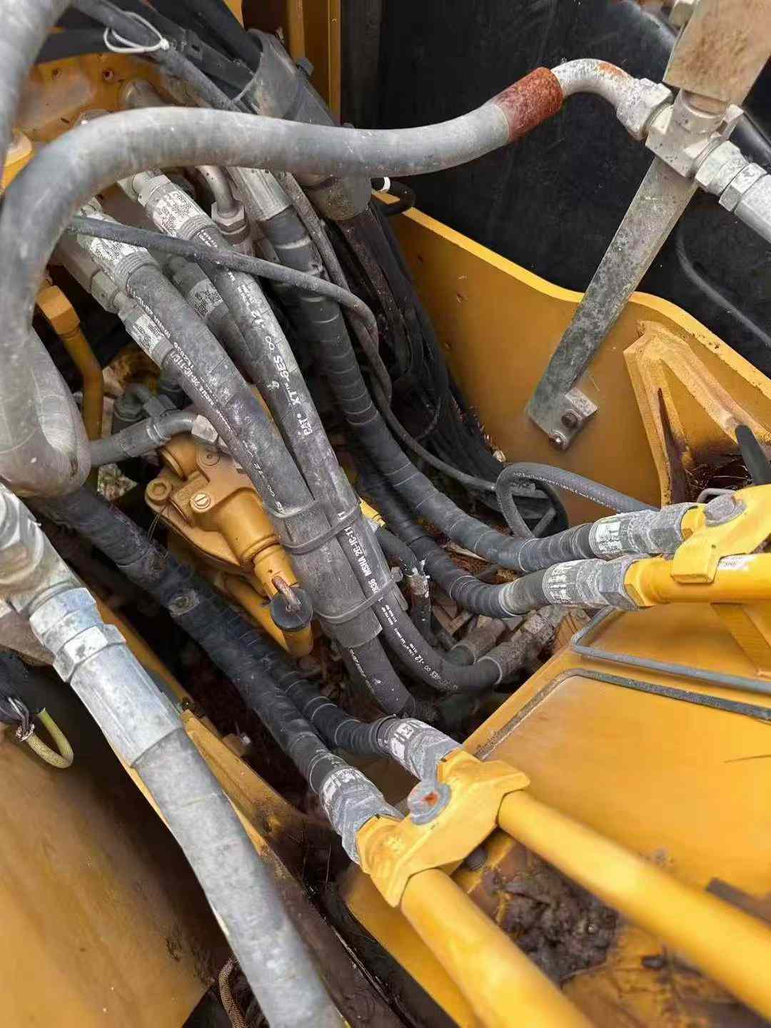 Used Caterpillar CT20 Excavator 2016 Model / 2