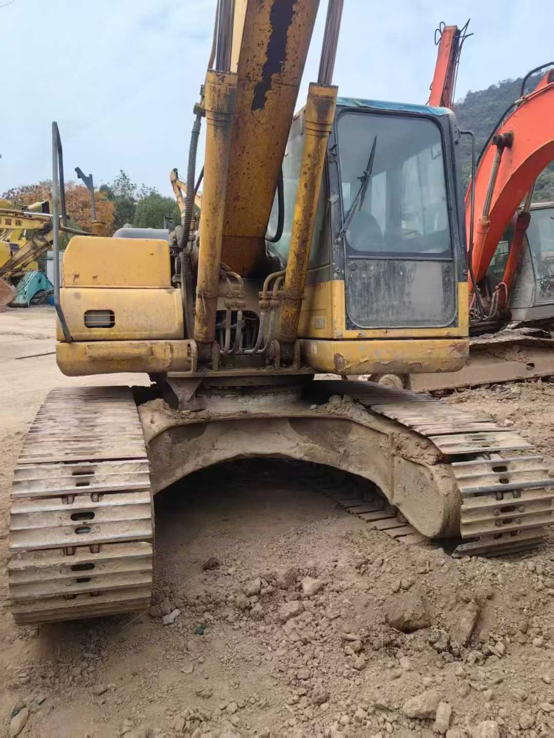 Used Komatsu PC200-8 Excavator 2016 Model / 2