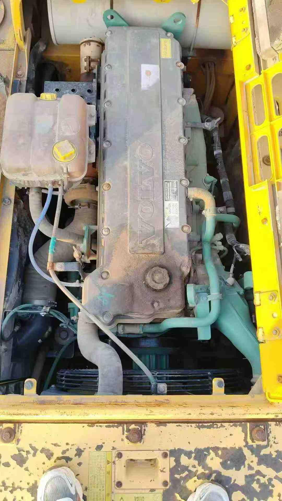 Used Volvo EC60 Excavator 2013 Model / 3