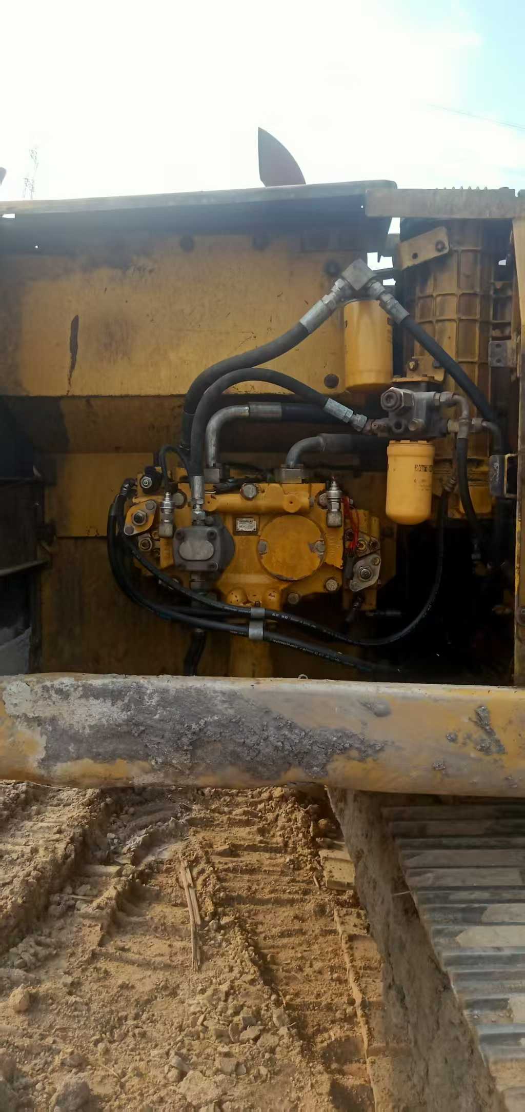 Used Caterpillar 320C Excavator 2016 Model / 5