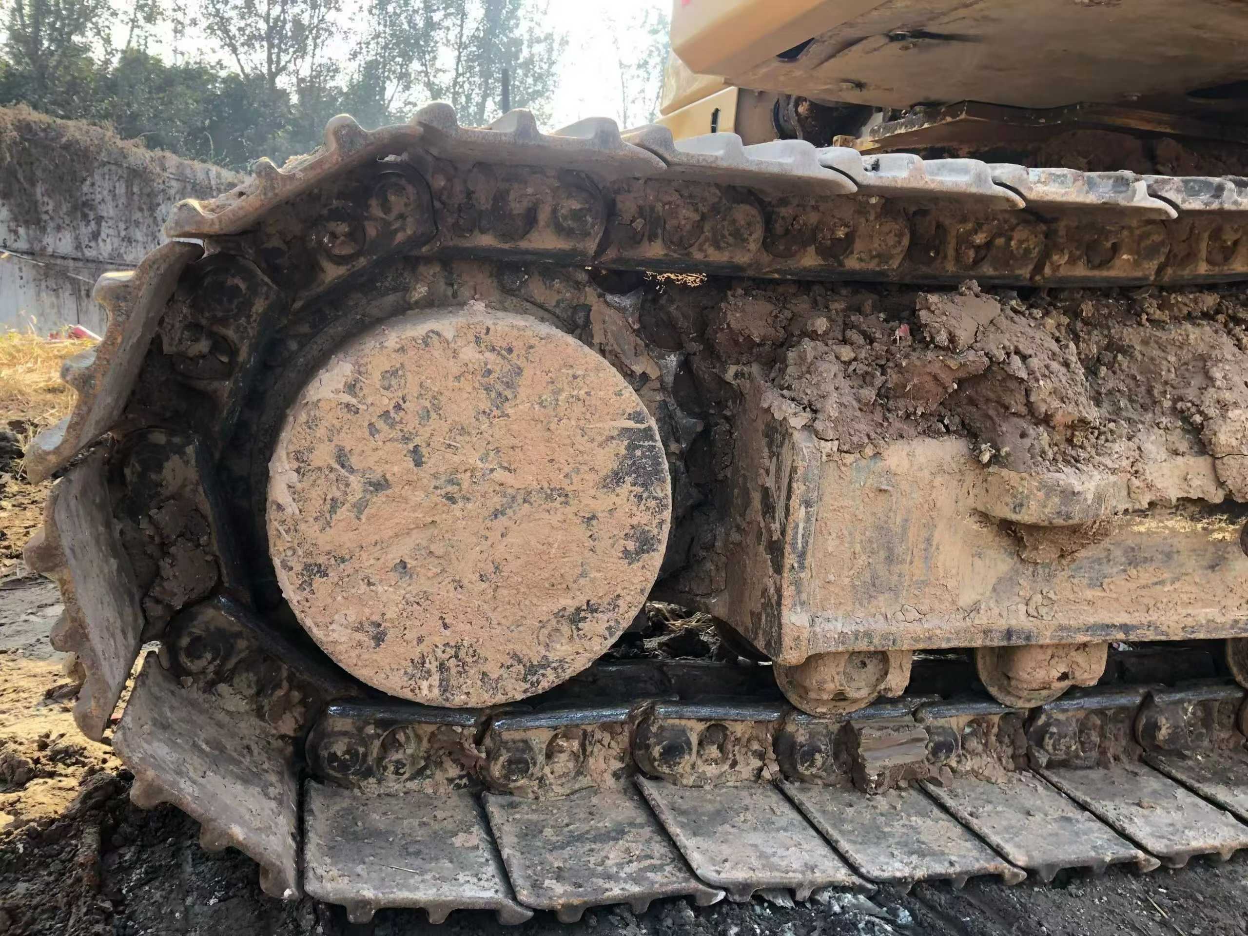 Used Caterpillar 323 Excavator 2020 Model / 9