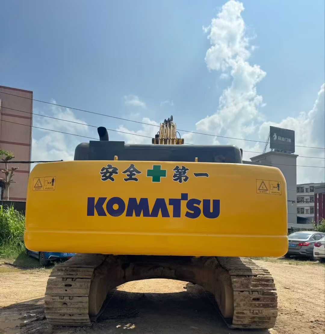 Used Komatsu PC60-7 Excavator 2016 Model / 9