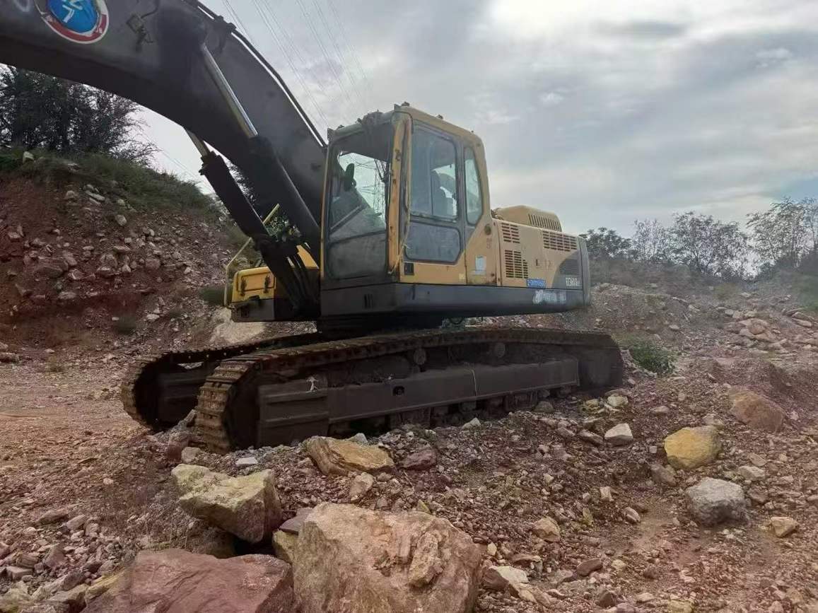 Used Volvo EC60 Excavator 2011 Model / 2
