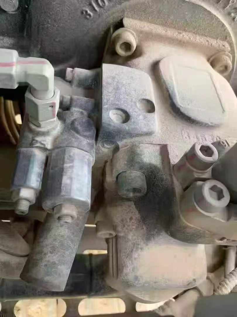 Used XCMG XE60 Excavator 2024 Model / 8