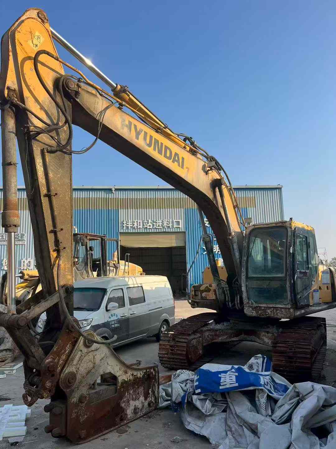 Used Hyundai R215VS Excavator 2020 Model / 4