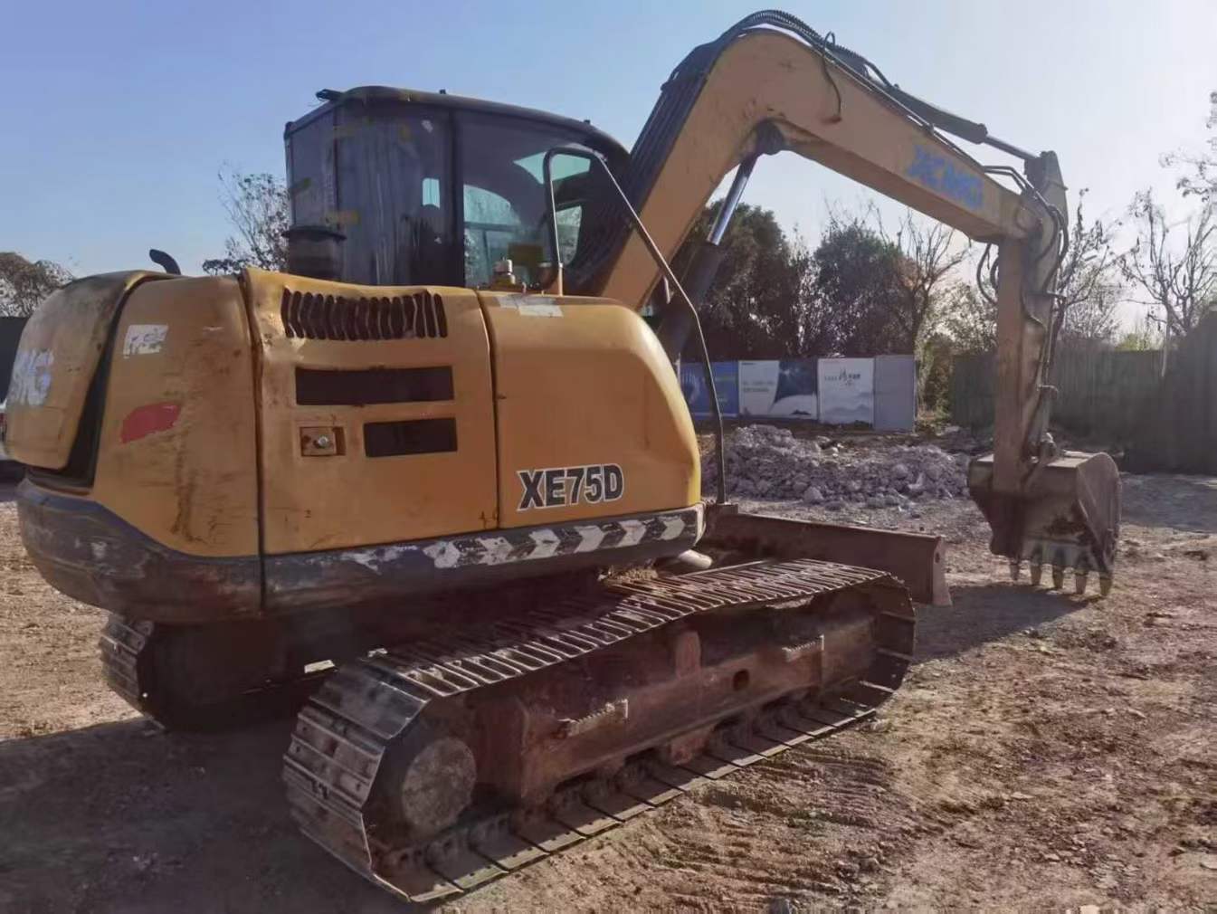 Used XCMG XE75WD Excavator 2017 Model / 6