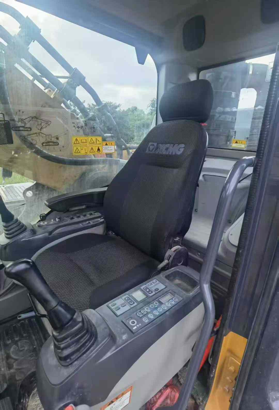 Used XCMG XE490DK Excavator 2019 Model / 6