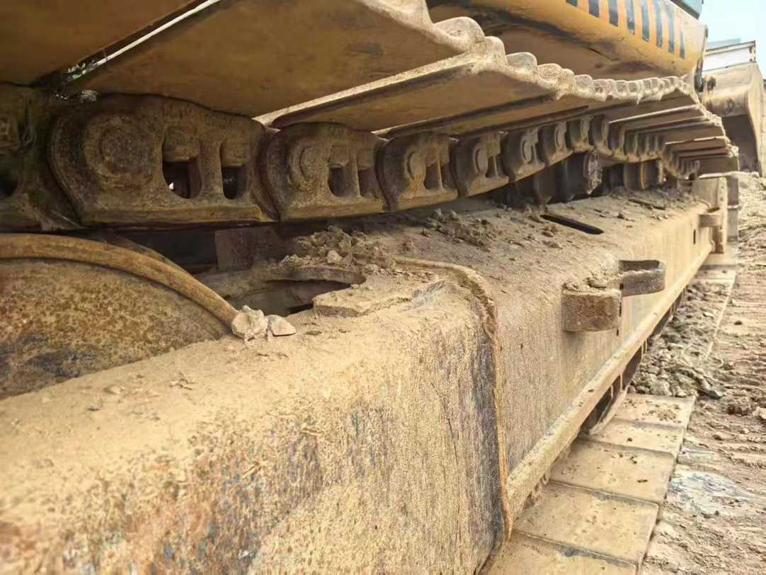 Used Caterpillar 323 Excavator 2017 Model / 5