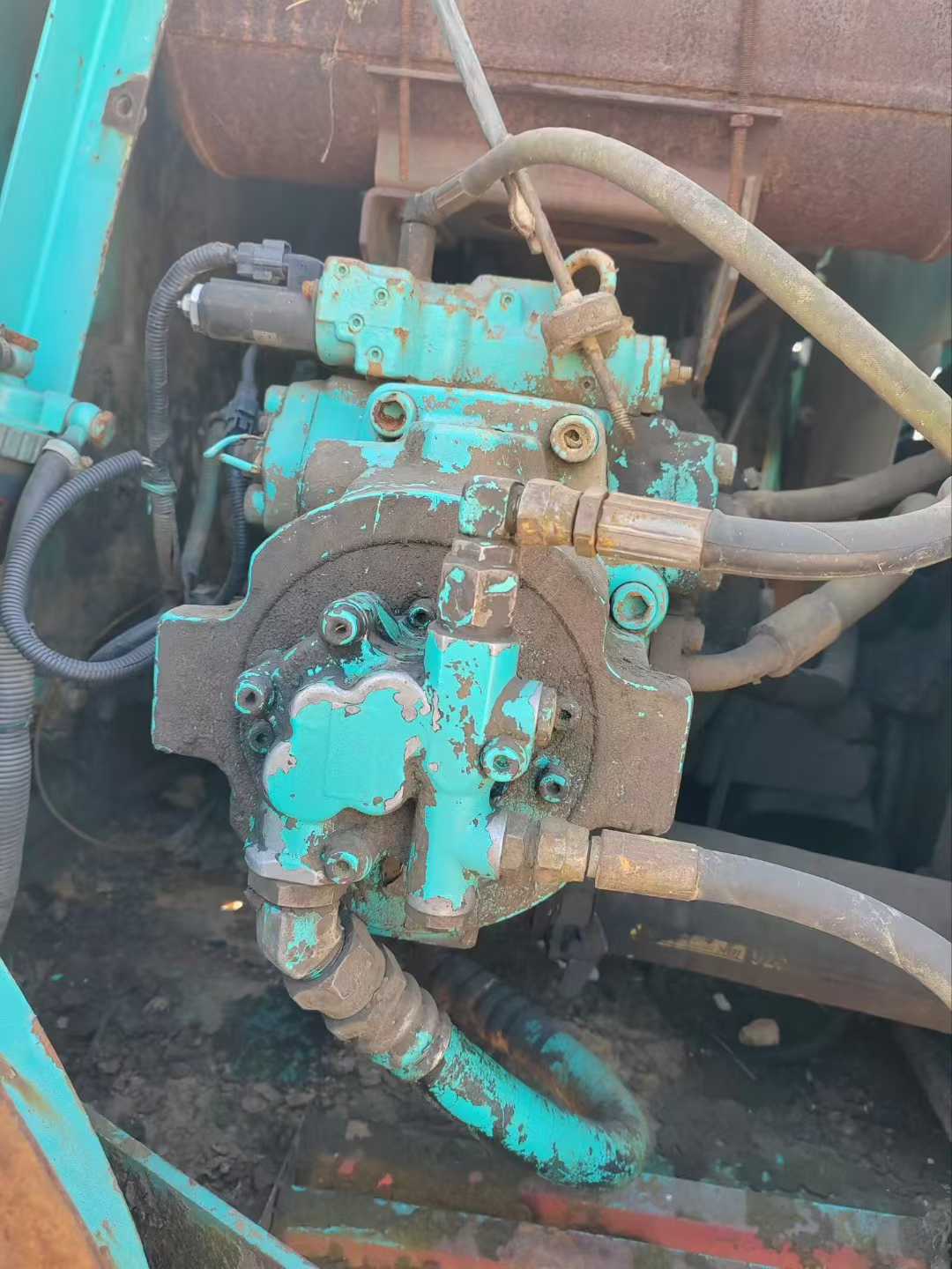 Used Kobelco SK200 Excavator 2016 Model / 2