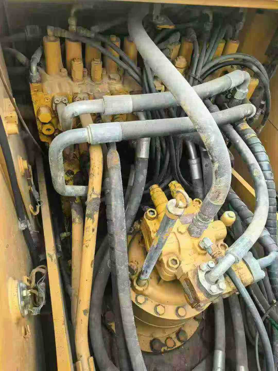 Used Caterpillar CT20 Excavator 2012 Model / 7