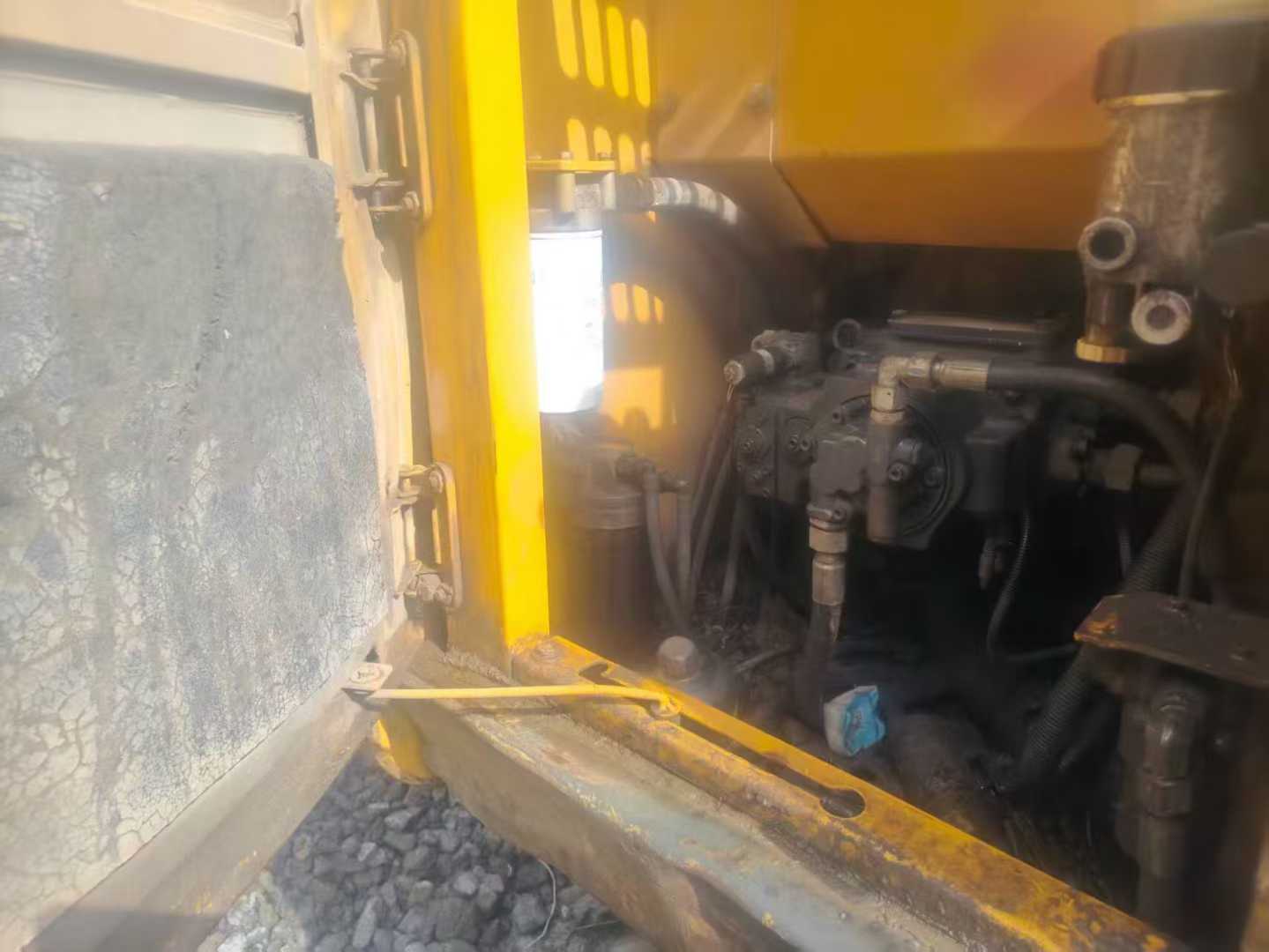 Used XCMG XE150 Excavator 2017 Model / 3