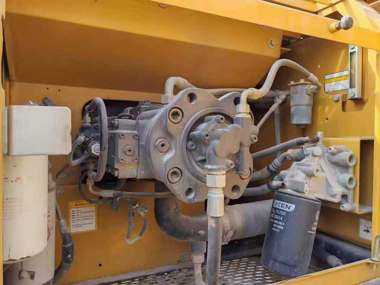 Used Sany SY215W Excavator 2019 Model / 8