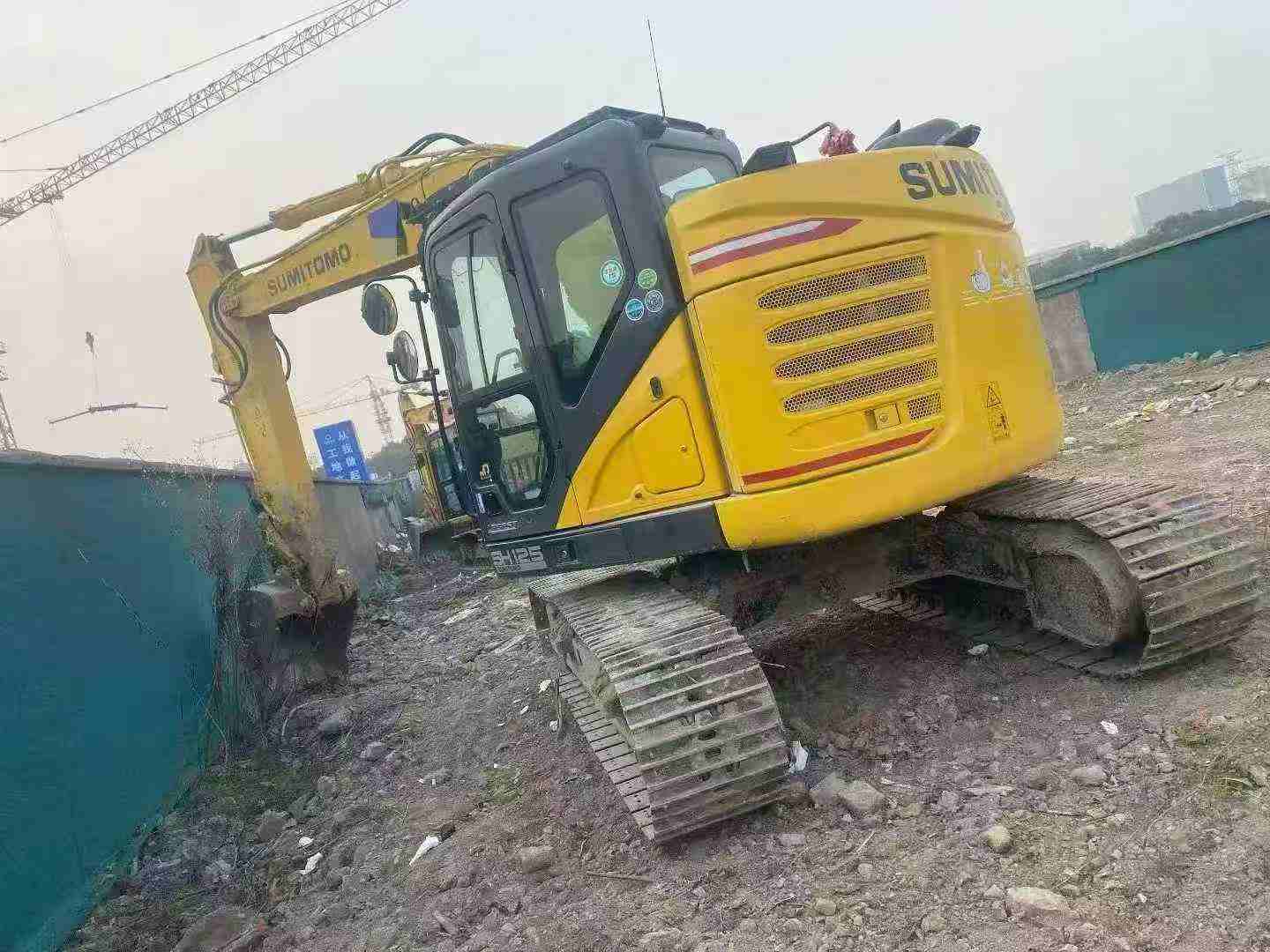 Used Sumitomo SH125X-3 Excavator 2016 Model / 3
