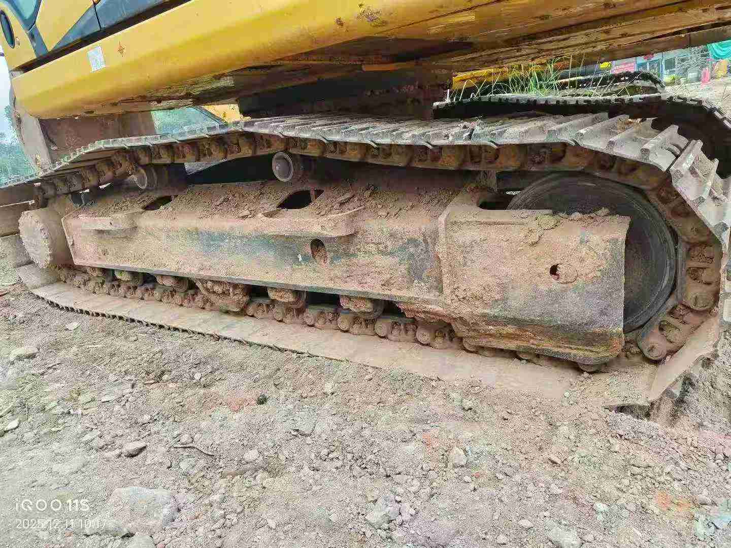 Used Komatsu PC200-1 Excavator 2016 Model / 3