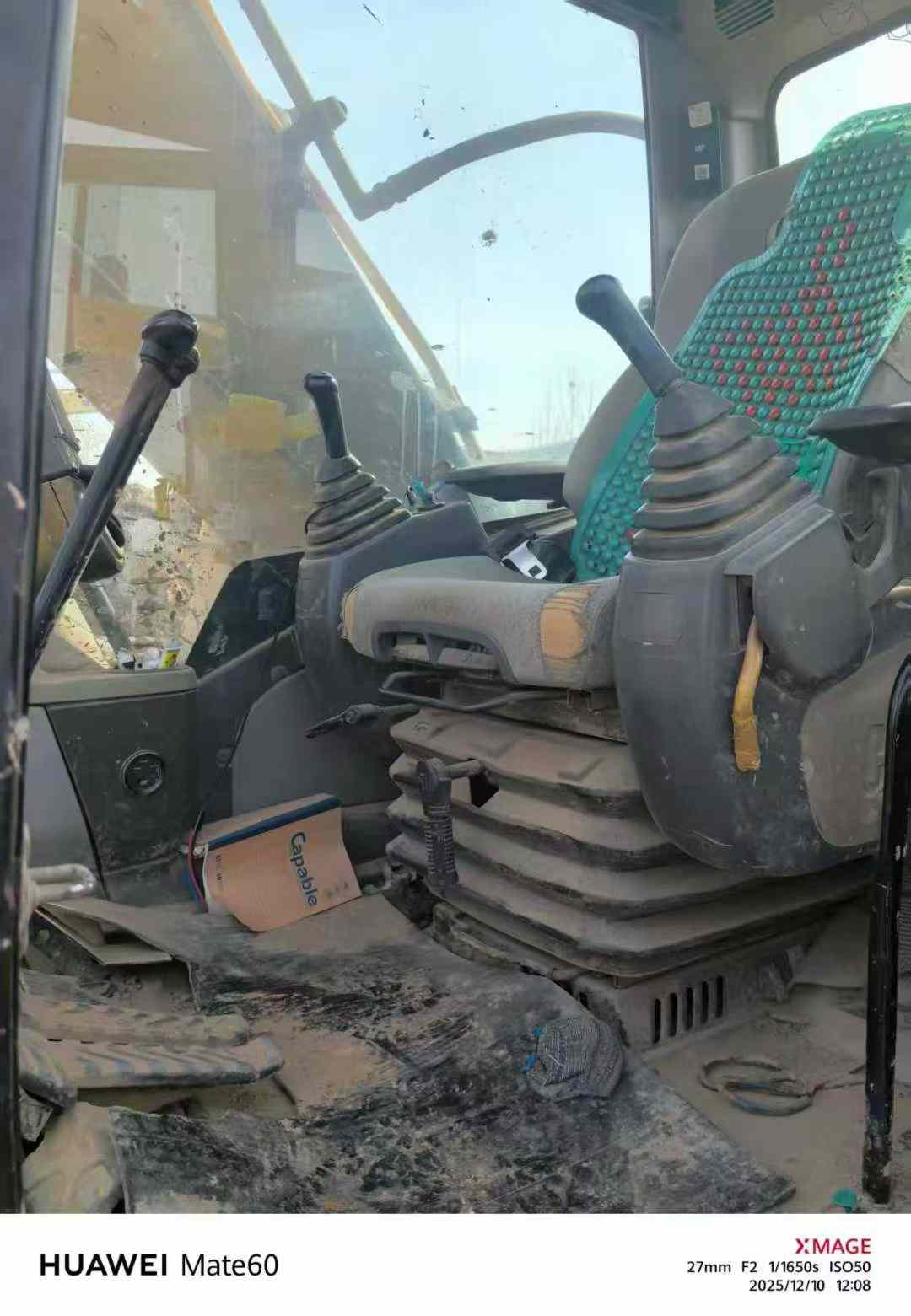 Used Caterpillar 320D Excavator 2011 Model / 4