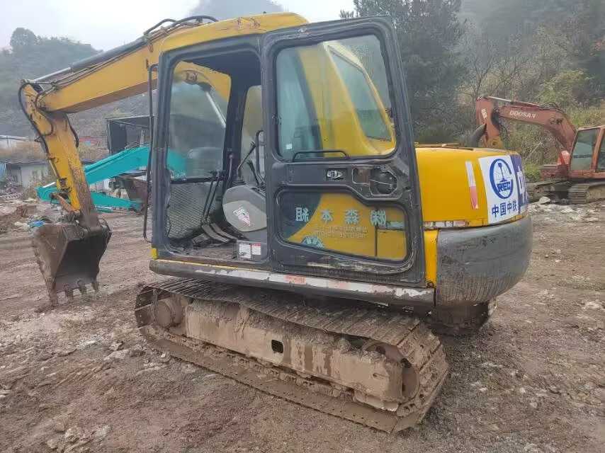 Used Komatsu PC60-7 Excavator 2016 Model / 3