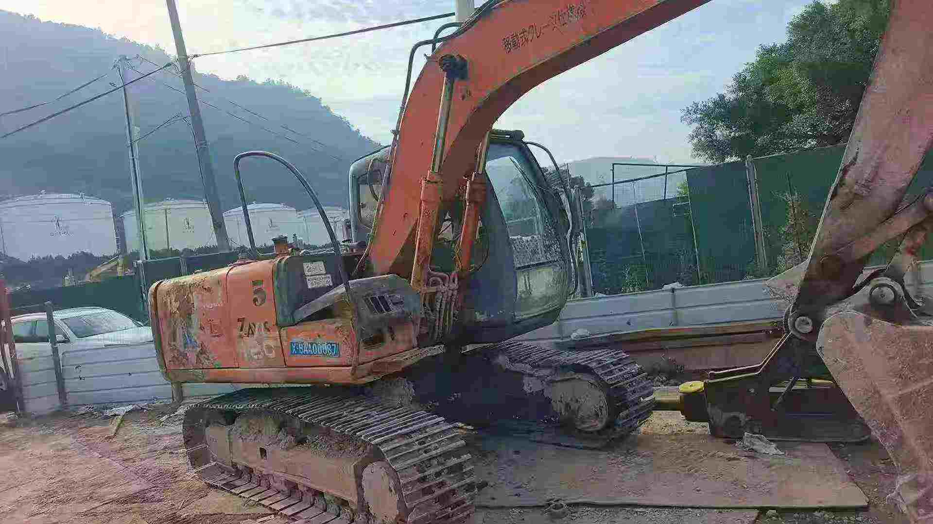 Used Hitachi ZX110 Excavator 2016 Model / 8