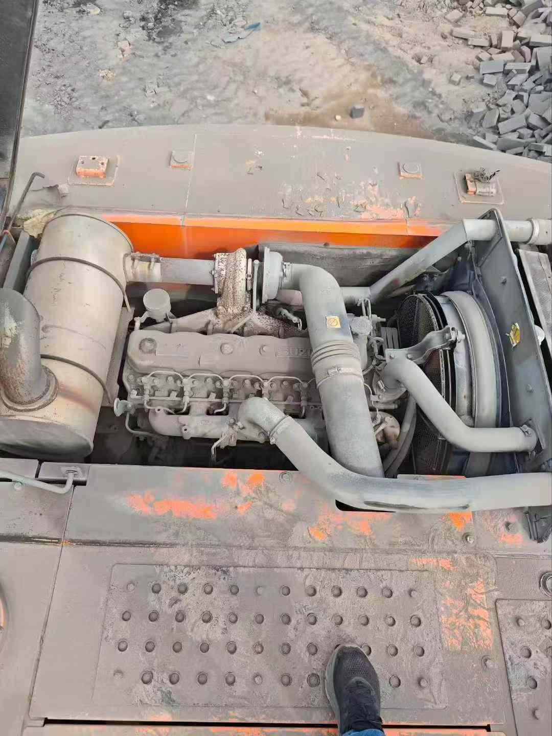 Used Hitachi ZX240-3 Excavator 2014 Model / 2