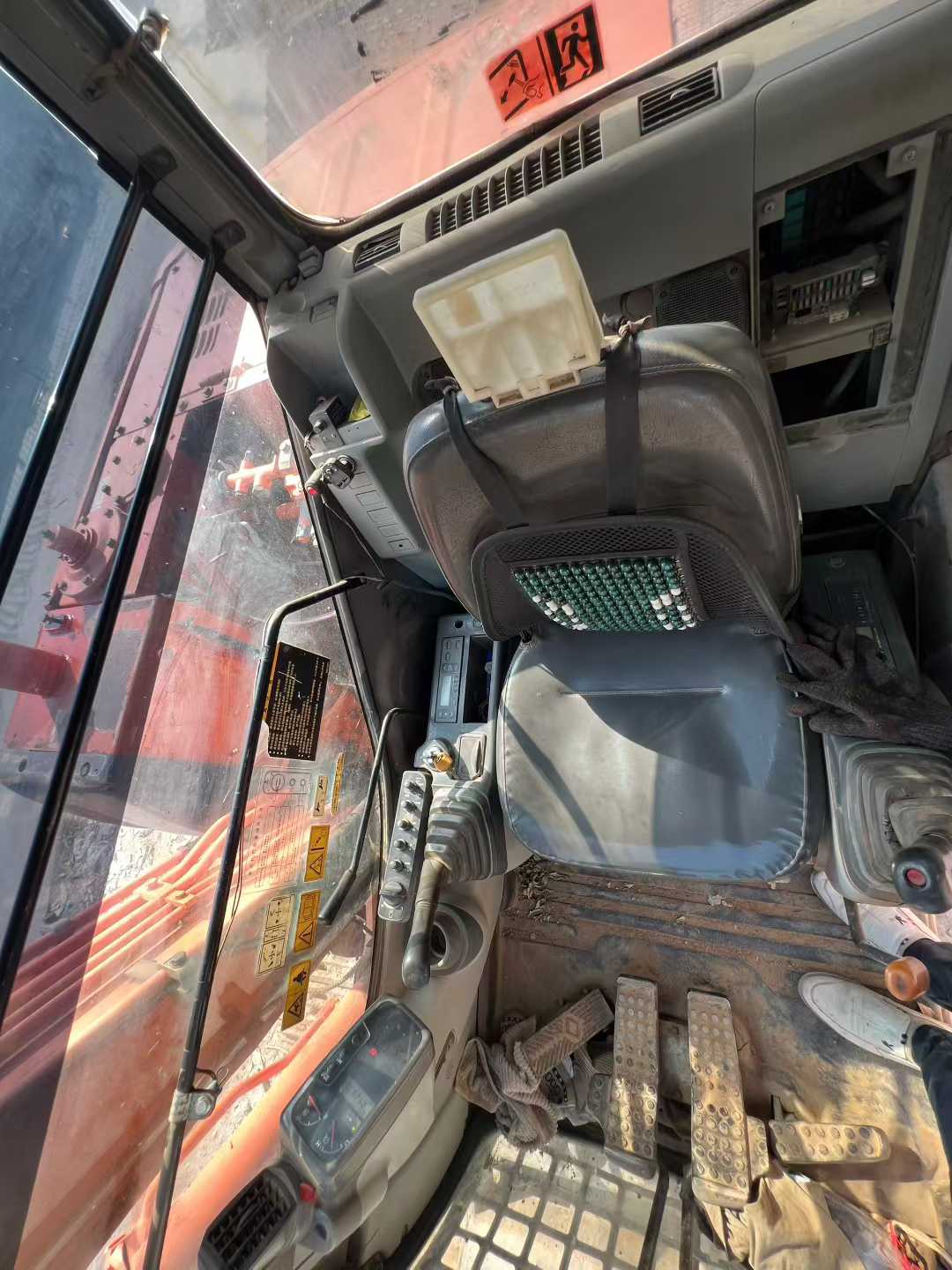 Used Hitachi ZX60 Excavator 2016 Model / 8