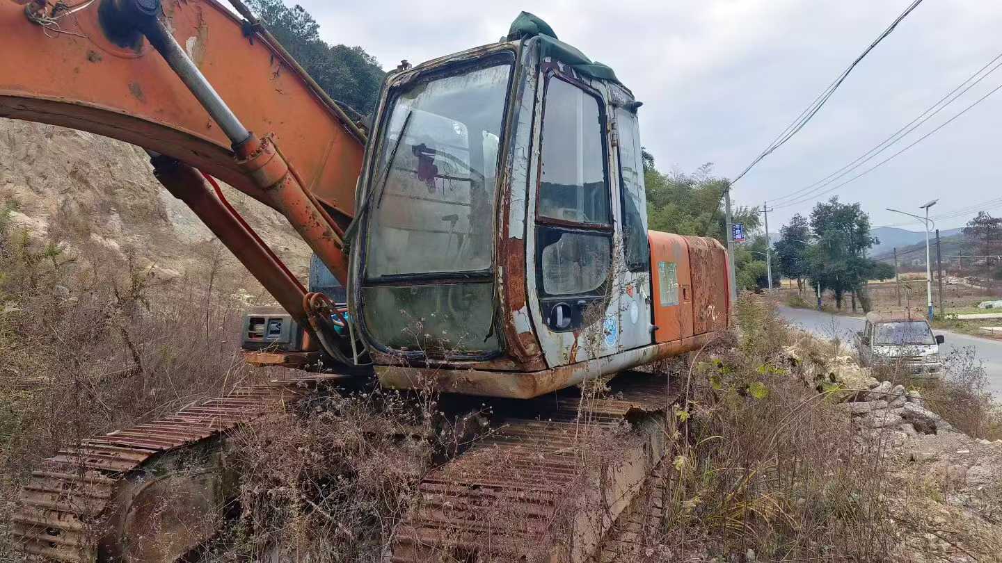 Used Hitachi ZAXIS200 Excavator 2016 Model / 2