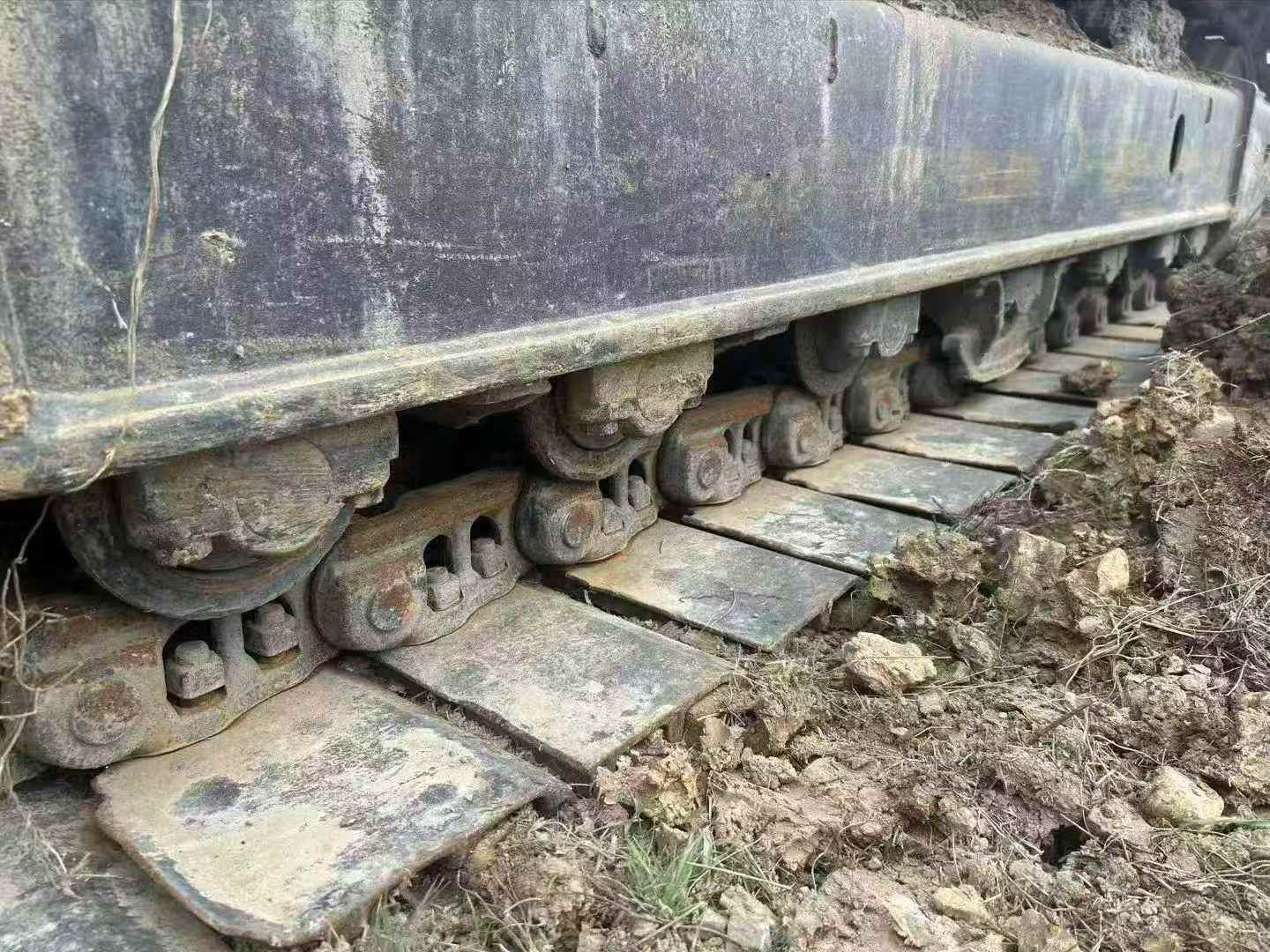 Used Komatsu PC200 Excavator 2016 Model / 8