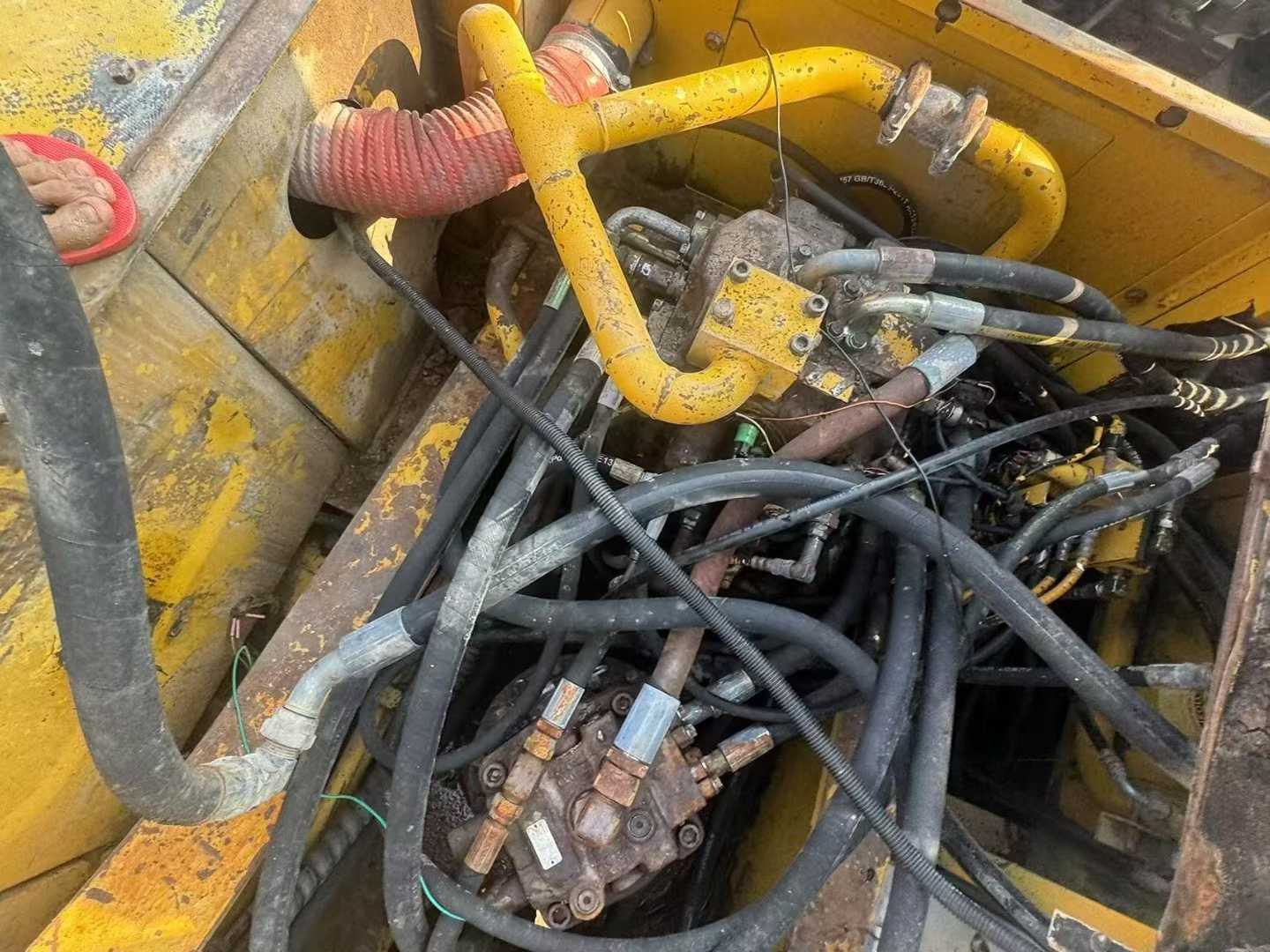 Used Kato HD820 Excavator 2016 Model / 7