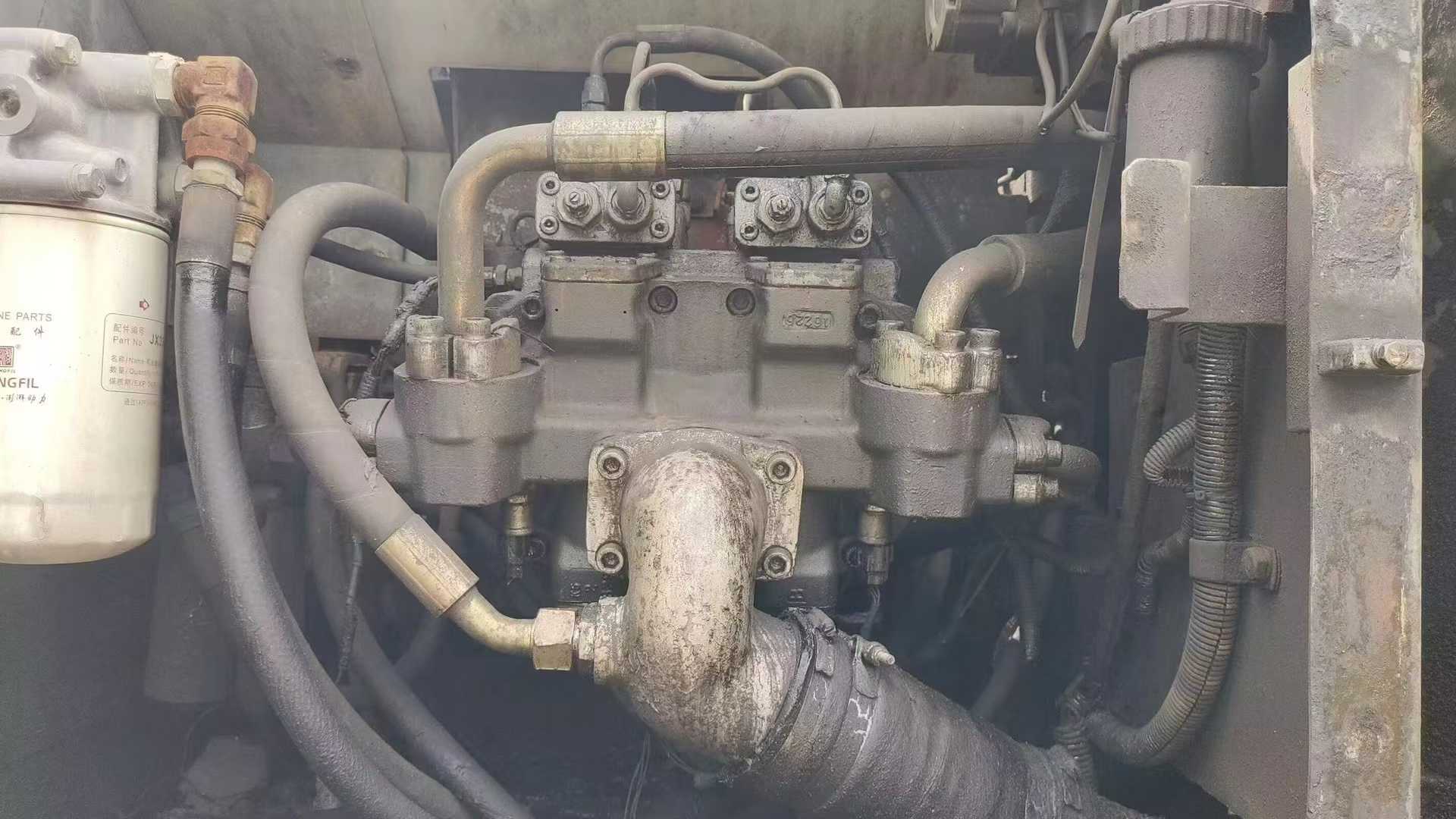 Used Hitachi ZX230 Excavator 2016 Model / 4