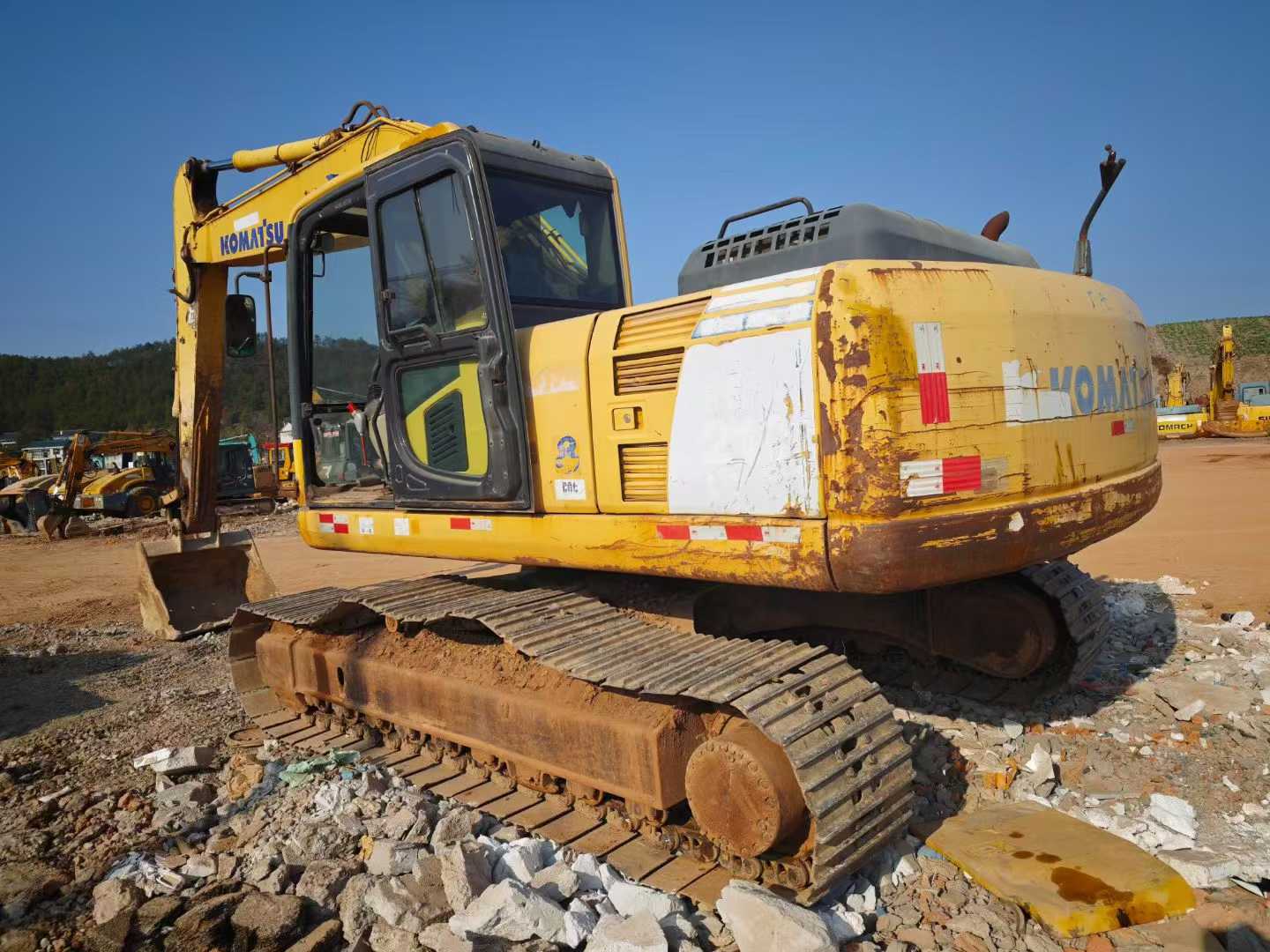Used Komatsu PC210 Excavator 2016 Model / 6