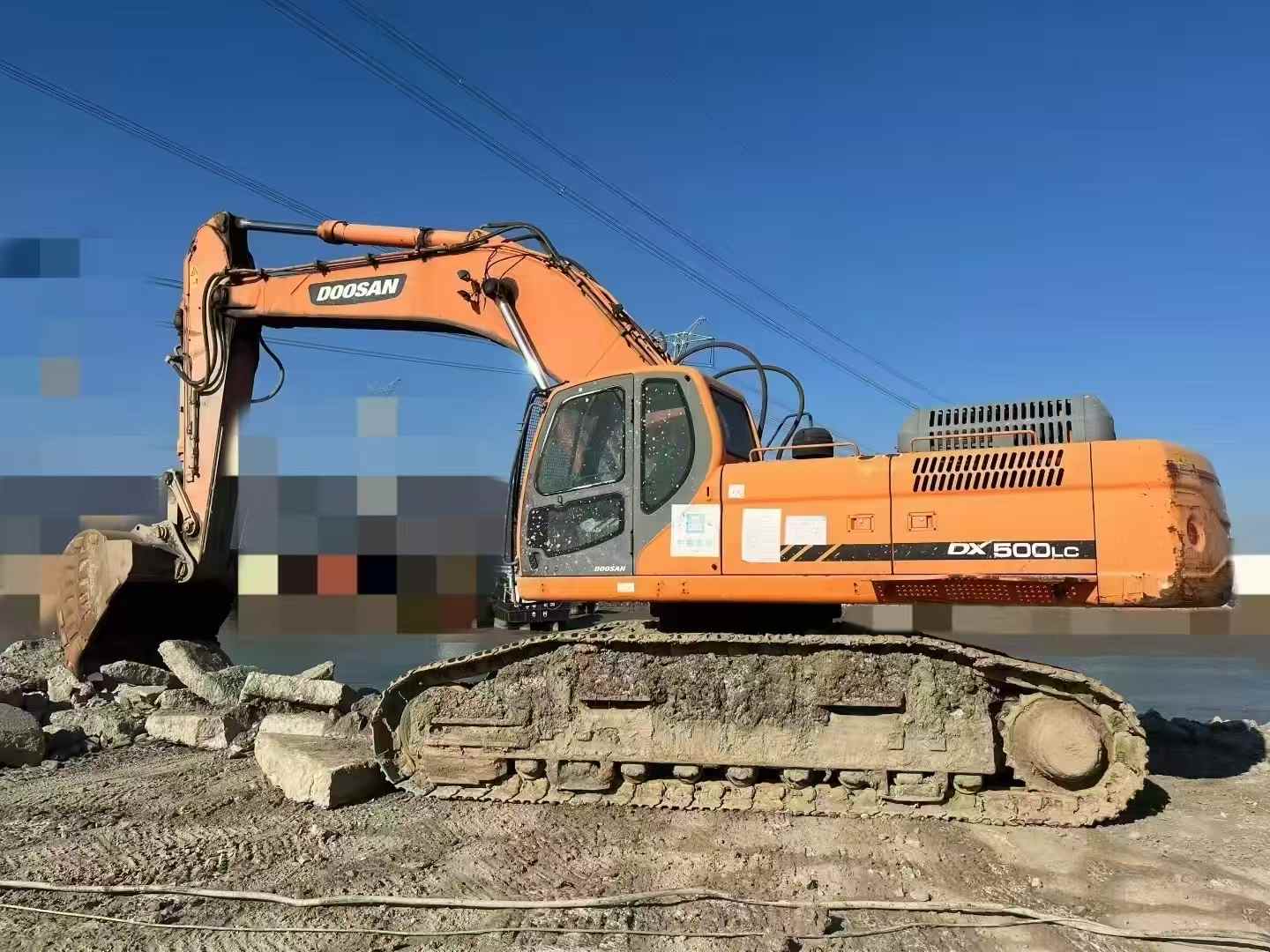 Used Doosan DX500 Excavator 2014 Model / 3