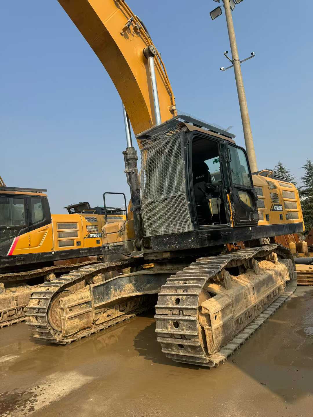 Used Sany SY650H Excavator 2022 Model / 3