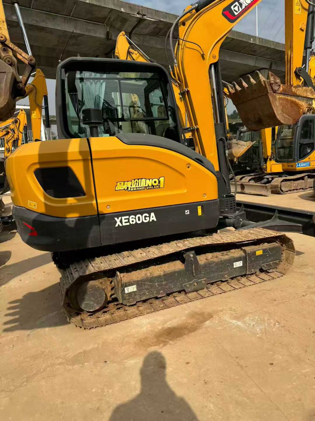 Used XCMG ZL60G Excavator 2024 Model / 3