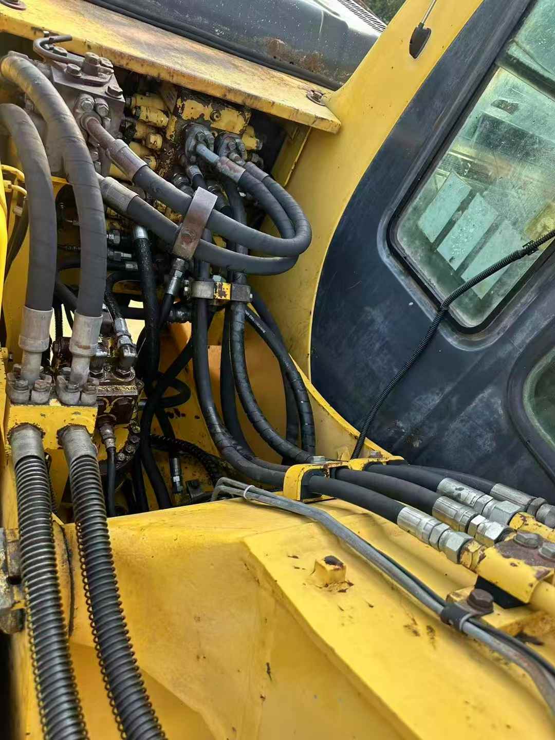 Used Komatsu PC120-6 Excavator 2016 Model / 7