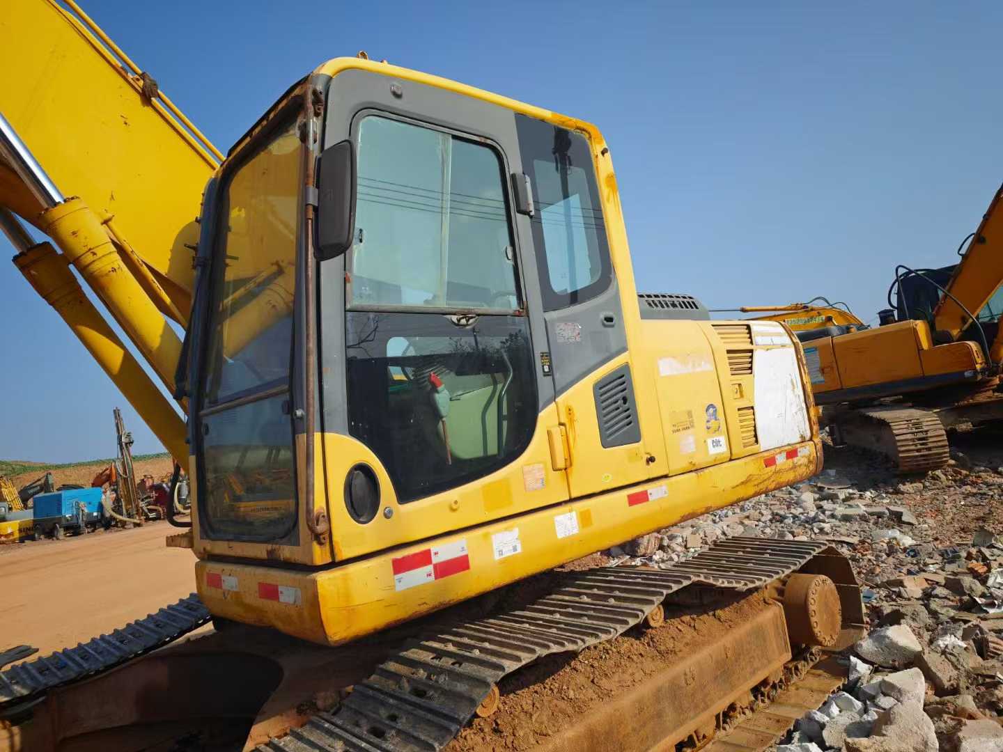 Used Komatsu PC210 Excavator 2016 Model / 2