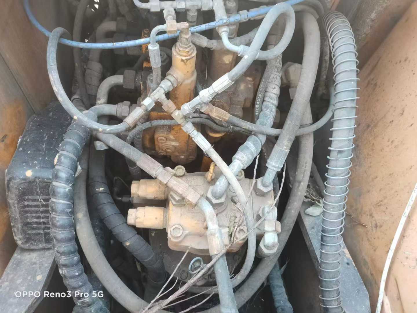 Used Komatsu PW200-7 Excavator 2016 Model / 7