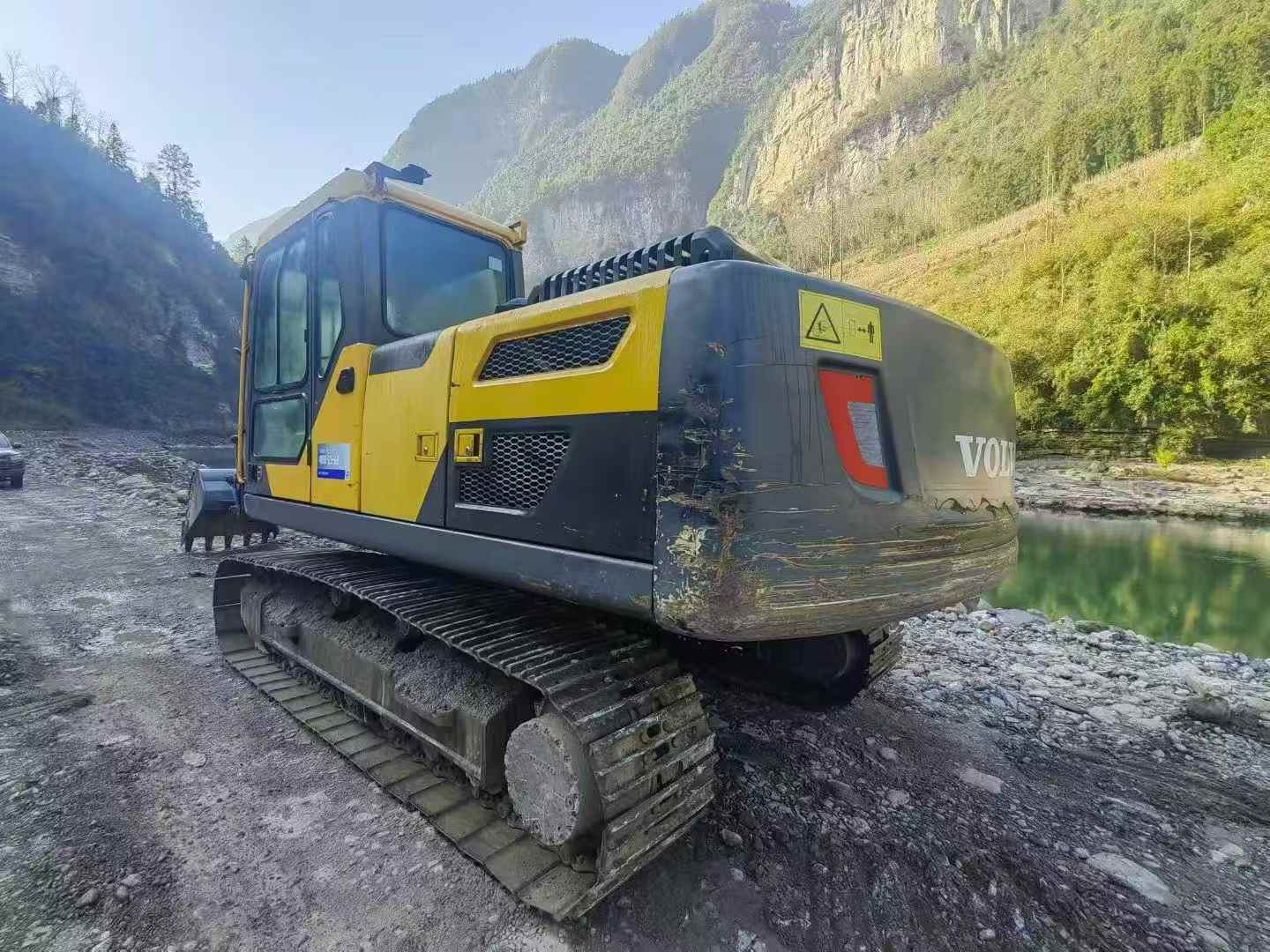 Used Volvo EC200 Excavator 2018 Model / 2