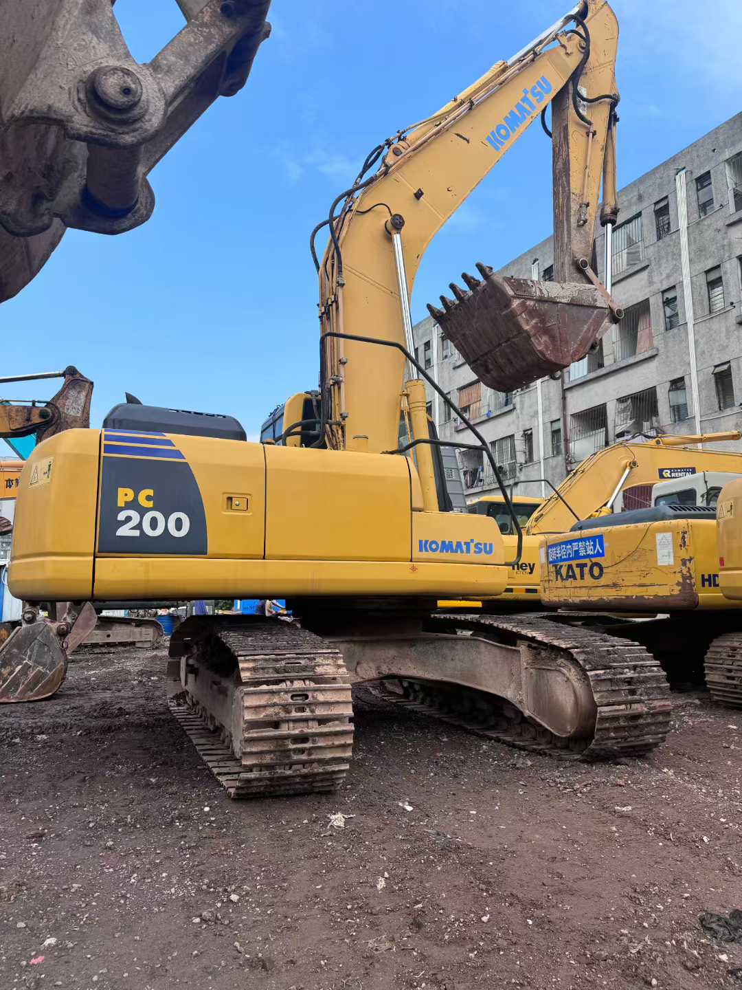 Used Komatsu PC200-8 Excavator 2016 Model