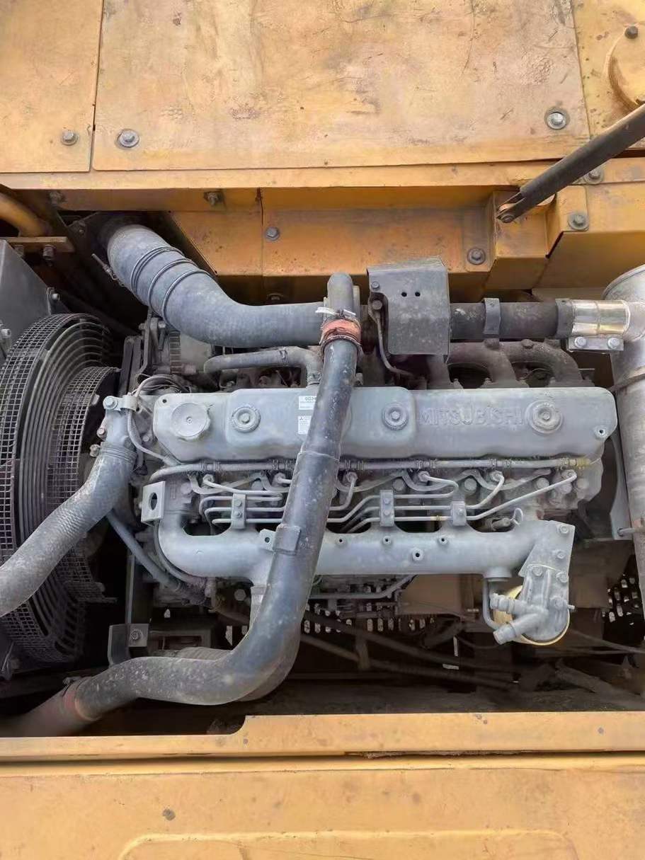 Used Sany SY215W Excavator 2016 Model / 8