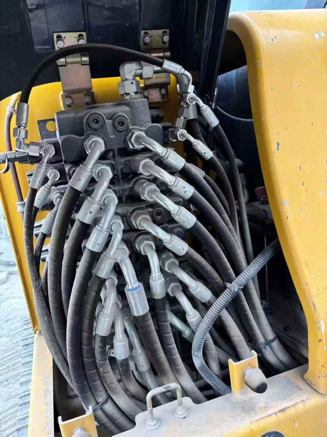 Used XCMG XE60 Excavator 2021 Model / 5