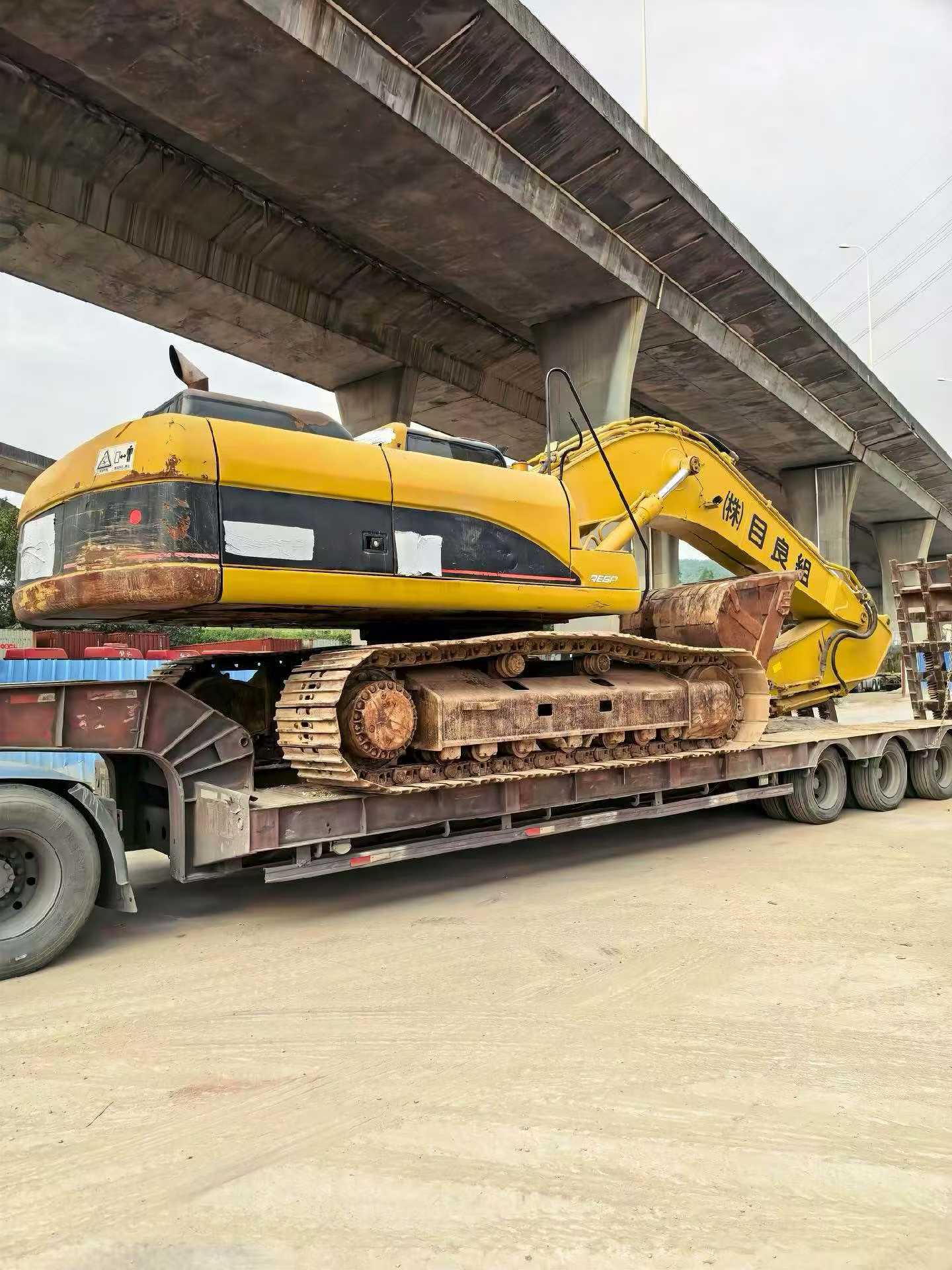 Used Caterpillar 330C Excavator 2016 Model / 3