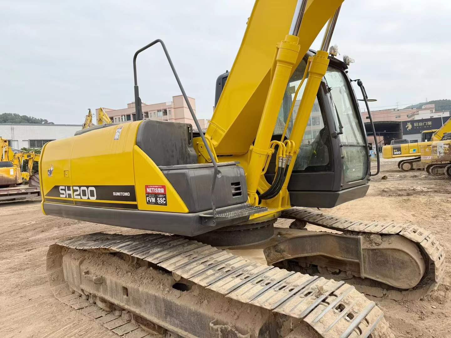 Used Sumitomo SH200A5 Excavator 2016 Model / 2