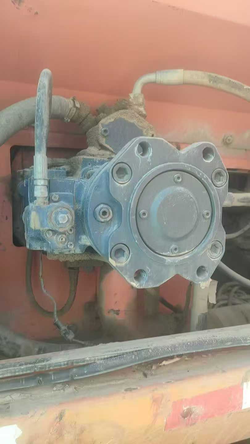 Used Doosan S225 Excavator 2016 Model / 8